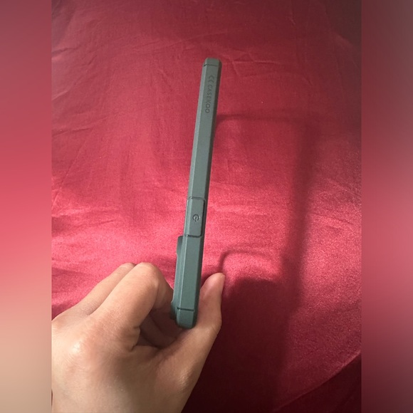 Green Iphone Case iPhone 14pro - Picture 5 of 10